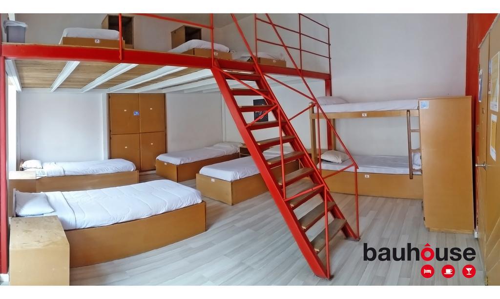 Bauhouse Backpacker Hostel Куенка Екстер'єр фото