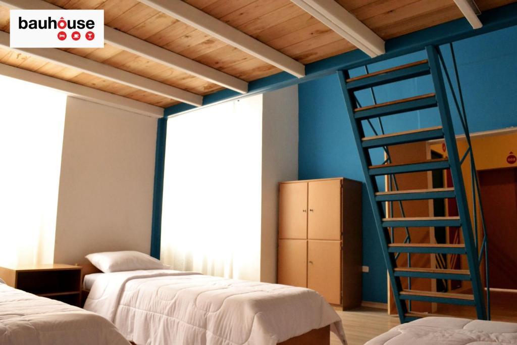 Bauhouse Backpacker Hostel Куенка Номер фото