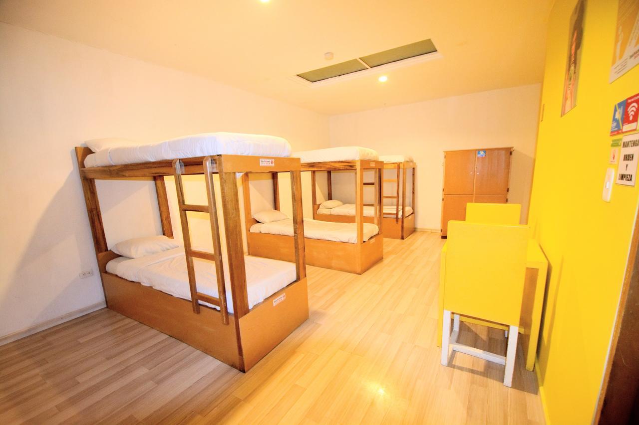 Bauhouse Backpacker Hostel Куенка Екстер'єр фото